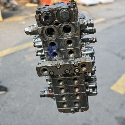 723-19-11801 Valve de commande principale de l'excavateur 723-19-11800 Pour Komatsu PC30MR-1 PC30UU-3