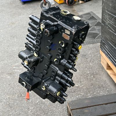 La valve de commande principale de Kobelco 75-8 LG30V00001F1