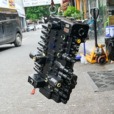 La valve de commande principale de Kobelco 75-8 LG30V00001F1