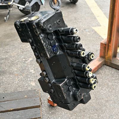 La valve de commande principale de Kobelco 75-8 LG30V00001F1
