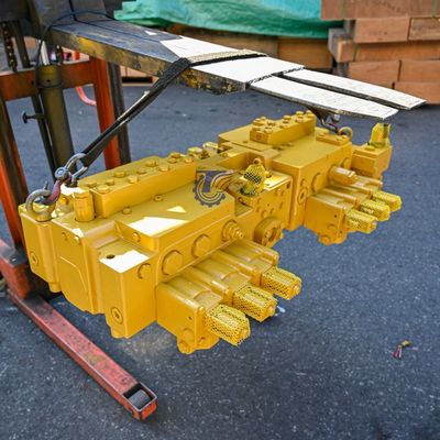 TQ 365C 374D 385C 390D Valve de commande 295-7767 295-7747 295-7745 295-7747