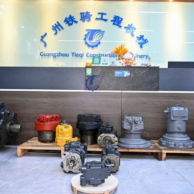 Moteur de ventilateur 708-7S-00352 pour Komatsu D65EX-15/16 D65PX-15 D65WX-15/16 D85EX-15