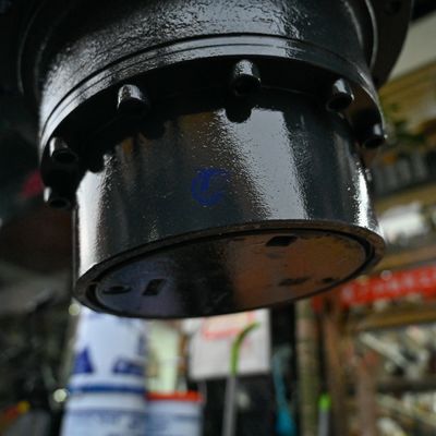 9228435 9272923 9290867 9291582 Hitachi 70-5A moteur de déplacement assemblage moteur final
