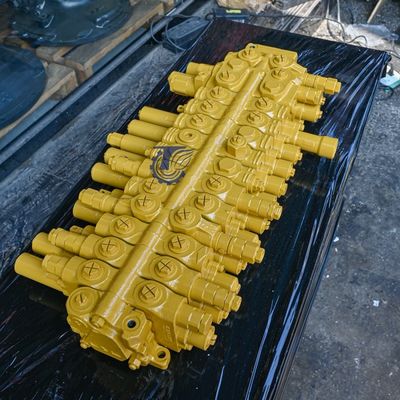 C0070-33213 C0070-33204 CAT 305SR Valve de commande principale Caterpillar Pièces de mini-excavatrice