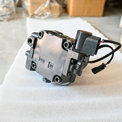 Le moteur de ventilation hydraulique de Komatsu D65EX-15/16 D65PX-15