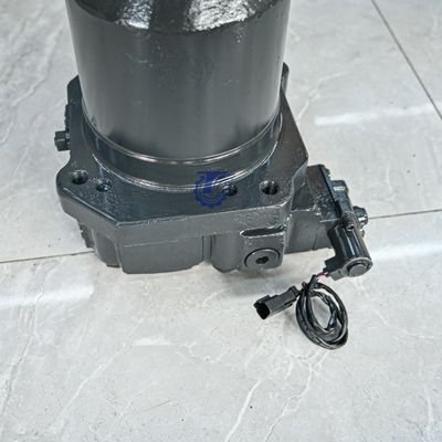 708-7H-00613 708-7H-11410 708-7R-01631 Pour le bulldozer Komatsu D475ASD-5E0 D475A-5E0 D475ASD-5E0 moteur de ventilateur hydraulique pompe à piston d'origine