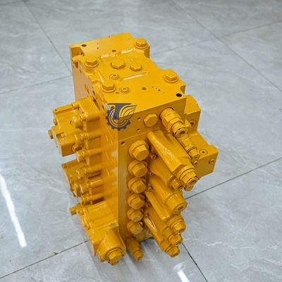 709-12-14700 709-12-12403 709-12-12-12402 Pour Komatsu WA700-3 chargeurs à roues soupapes hydrauliques de commande principale pièces détachées de machines de construction
