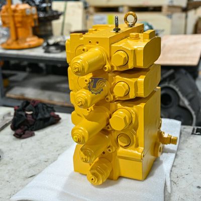 709-12-11808 709-12-11800 709-12-11802 709-12-11803 Pour Komatsu WA800-3E0 WA900-3 WD900-3 Téléchargeurs à roues hydrauliques soupape de commande principale Machinerie de construction pièces de rechange Haute qualité Original