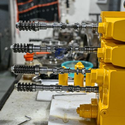 709-12-11808 709-12-11800 709-12-11802 709-12-11803 Pour Komatsu WA800-3E0 WA900-3 WD900-3 Téléchargeurs à roues hydrauliques soupape de commande principale Machinerie de construction pièces de rechange Haute qualité Original