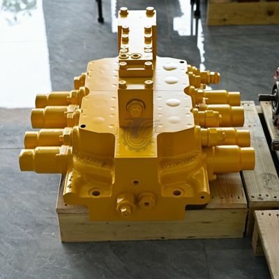 723-63-12101 723-63-12100 723-63-11104 Valve de commande principale hydraulique pour Komatsu D65E D65E-12 D85E D85ESS Pièces de roue de chargeuse de pelleteuse